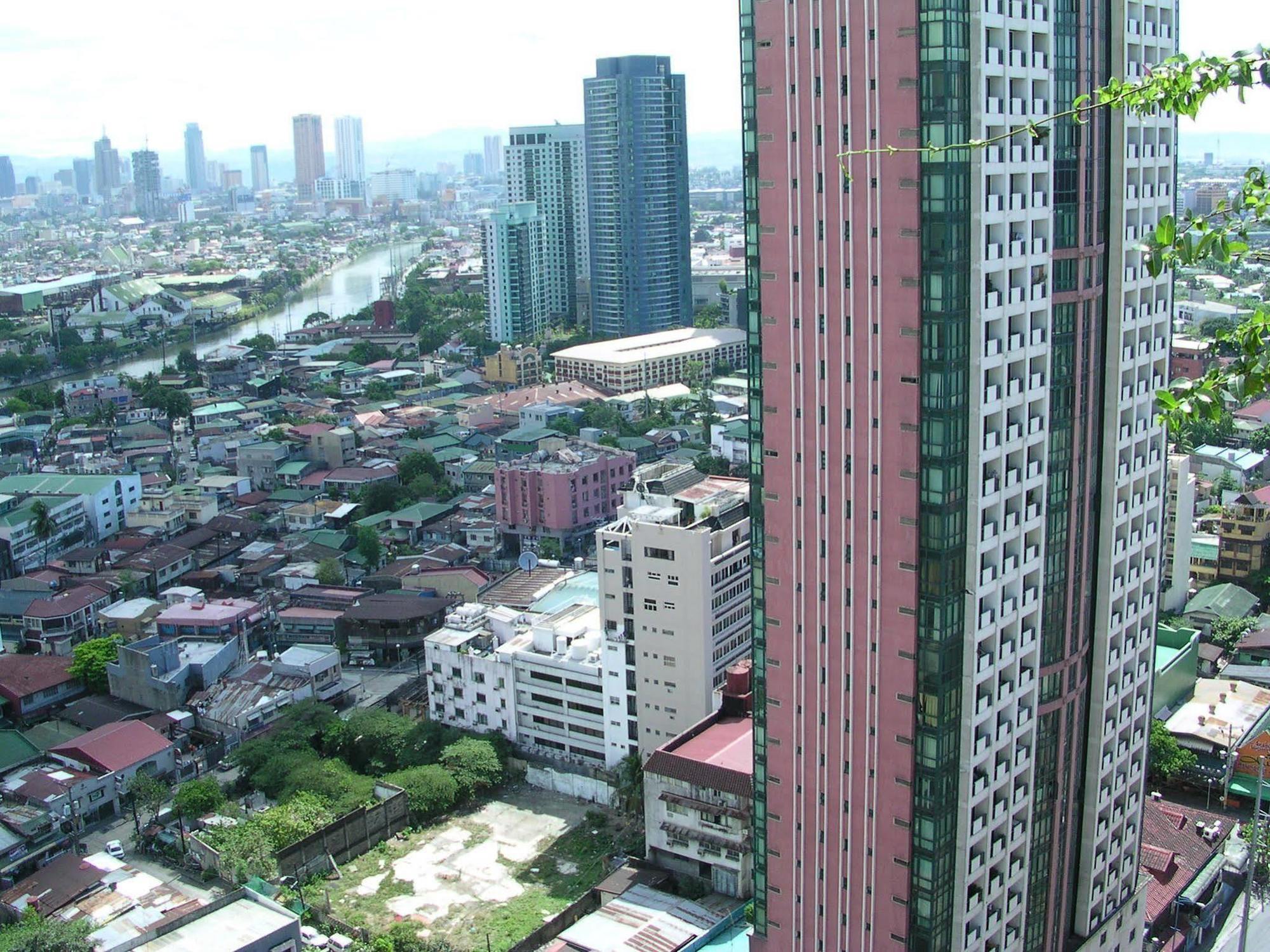 Mpt Suites Makati City Exterior foto