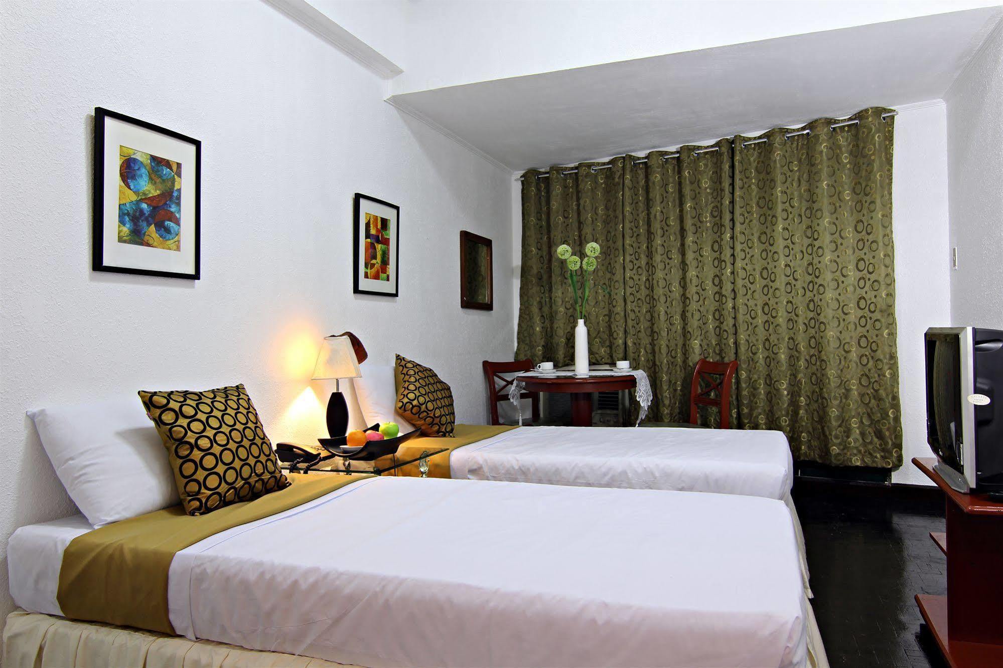 Mpt Suites Makati City Exterior foto