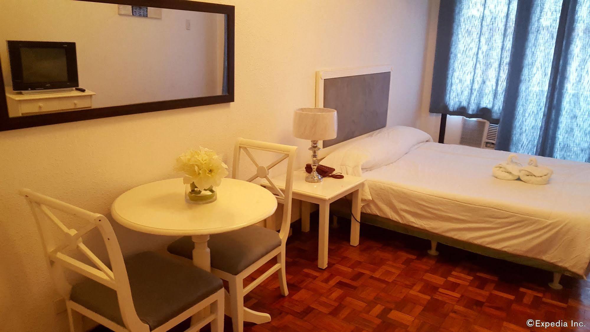 Mpt Suites Makati City Exterior foto